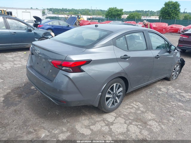 Nissan Versa 1.6 S