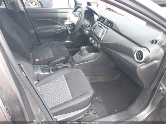 Nissan Versa 1.6 S