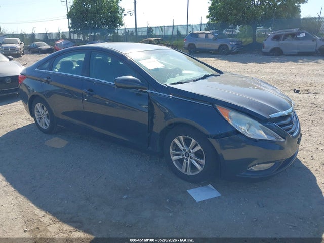 Salvage Hyundai SONATA Image