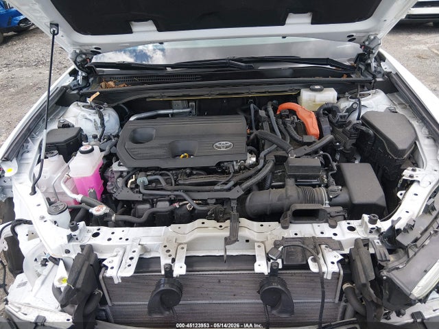 Toyota Crown Signia Xle