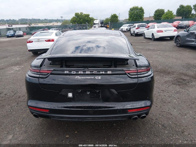 Porsche Panamera 4s