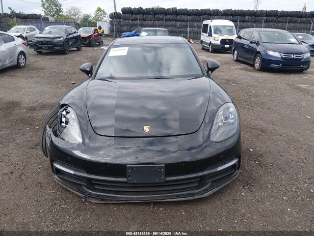 Porsche Panamera 4s