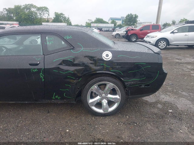 Dodge Challenger Sxt