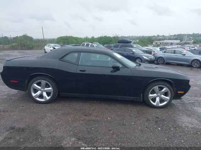 Dodge Challenger Sxt