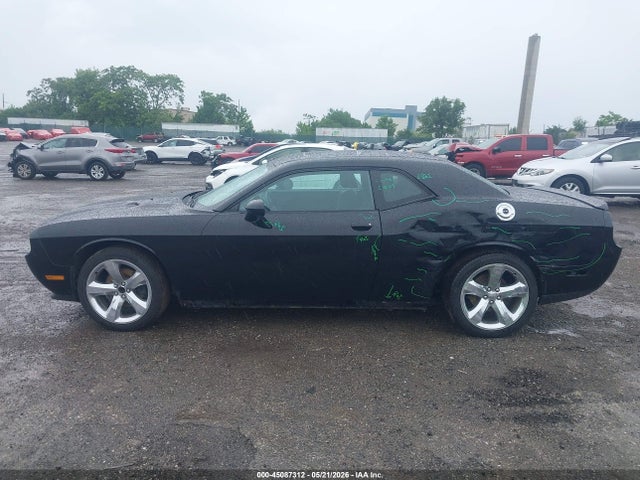 Dodge Challenger Sxt