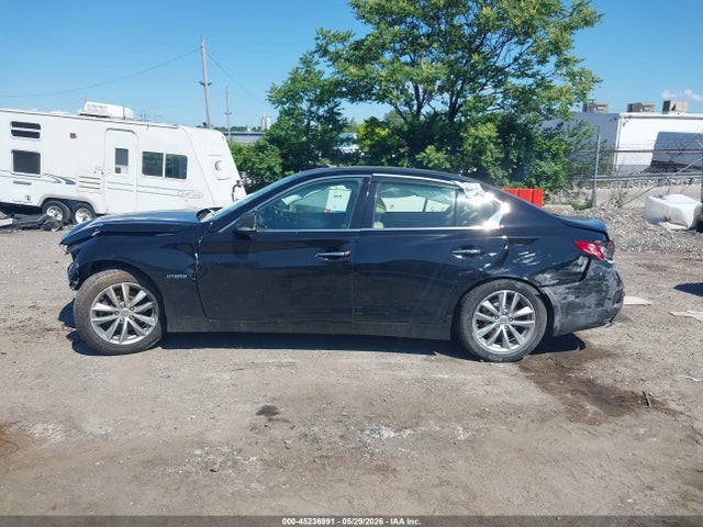 INFINITI Q50 Hybrid Premium