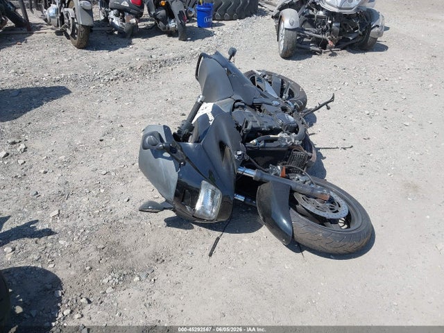 Kawasaki Zx1100 E