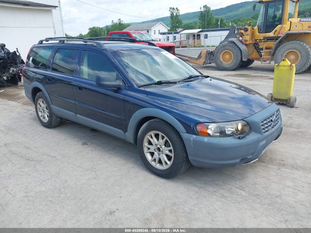 Salvage Volvo XC70 Image