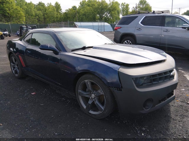 Salvage Chevrolet Camaro Image