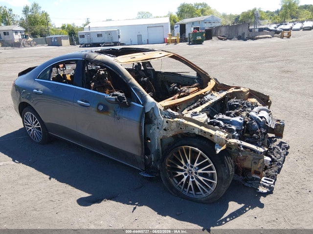Salvage Mercedes-Benz Cla-class Image