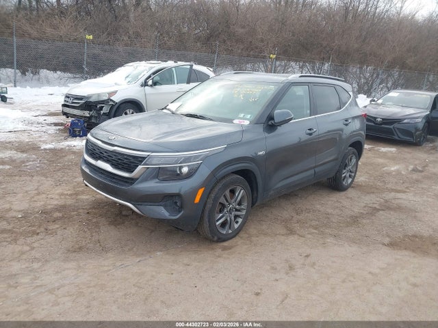 Kia Seltos S