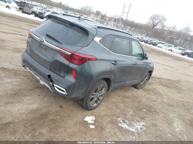 Kia Seltos S
