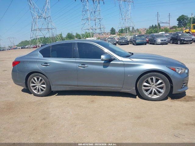 INFINITI Q50 3.0t Premium