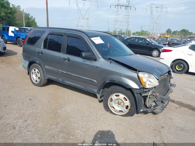 Salvage Honda CR-V Image
