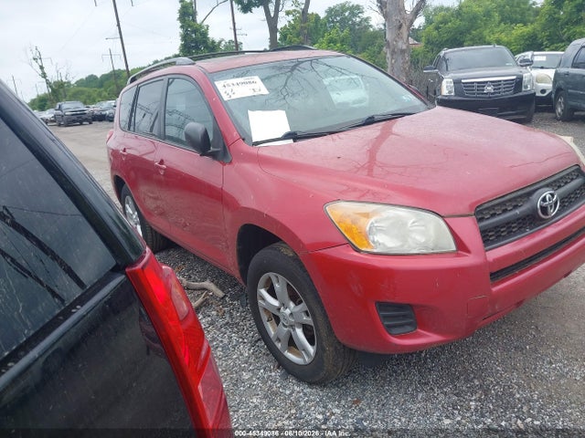Salvage Toyota RAV4 Image