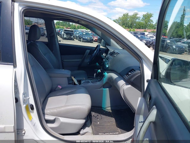 Toyota Highlander Sport