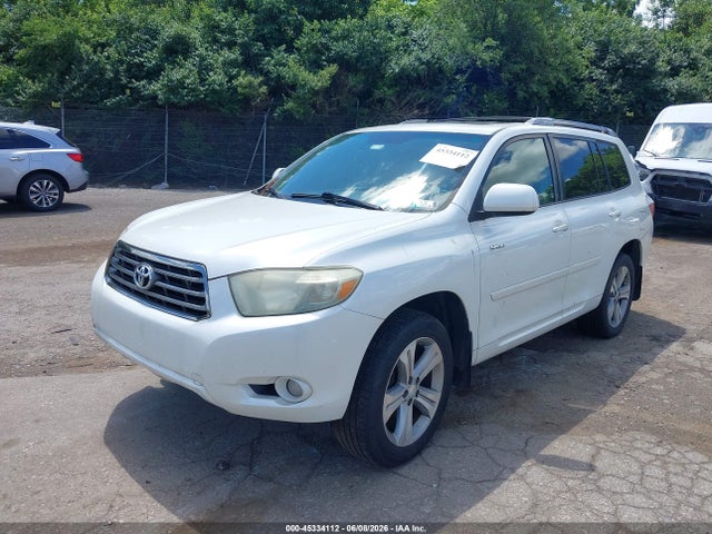 Toyota Highlander Sport