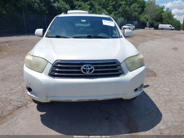 Toyota Highlander Sport