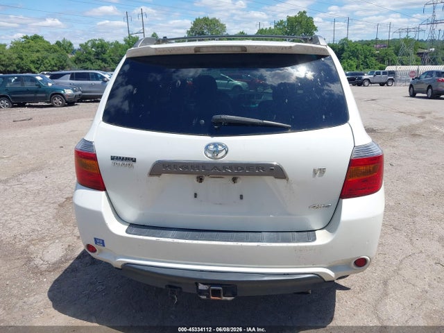 Toyota Highlander Sport