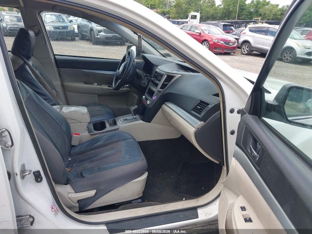 Subaru Outback 2.5i