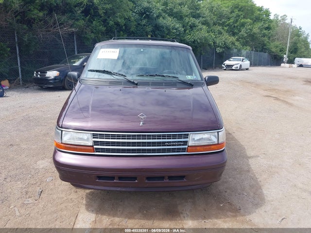 Plymouth Voyager