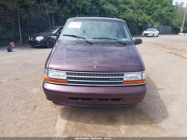 Plymouth Voyager