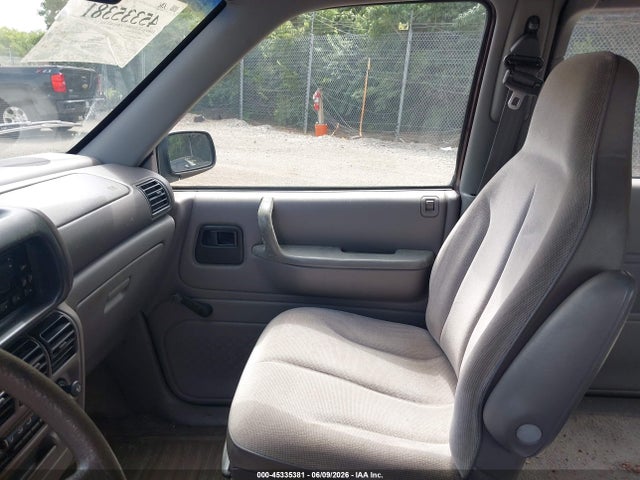 Plymouth Voyager