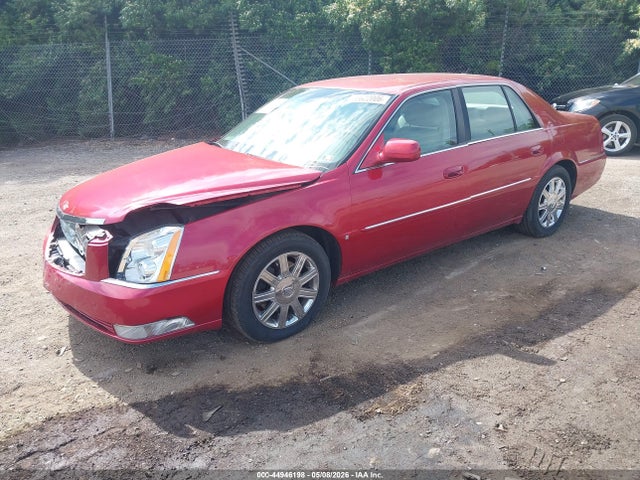 Cadillac DTS Standard