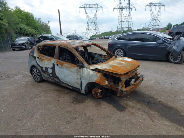 Salvage Hyundai ACCENT Image