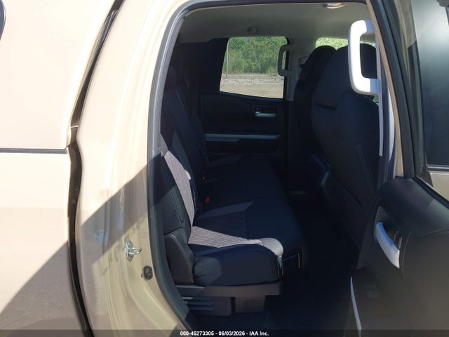 Toyota Tundra Sr5 5.7l V8