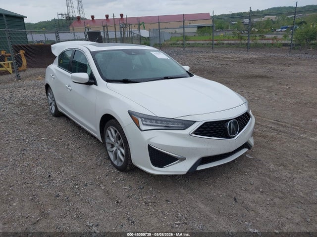 Salvage Acura ILX Image