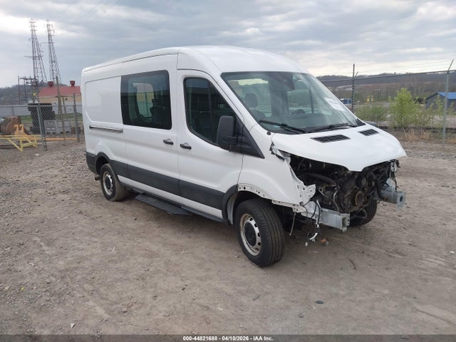 Salvage Ford Transit Image