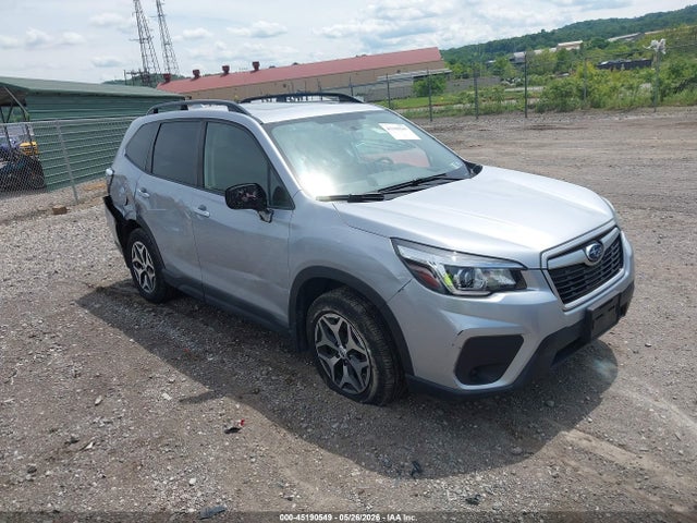 Salvage Subaru Forester Image