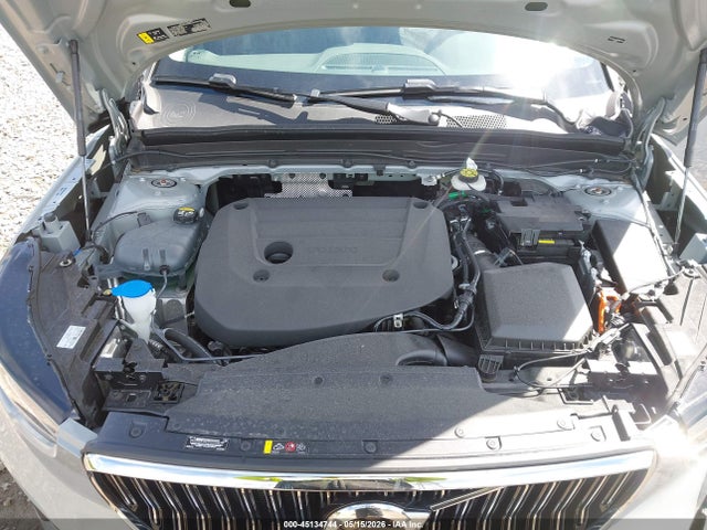 Volvo XC40 B5 Core Bright Theme