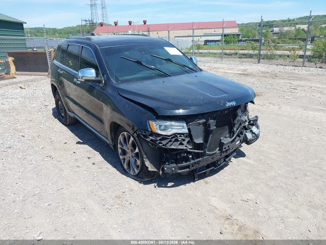 Salvage Jeep Grand Cherokee Image