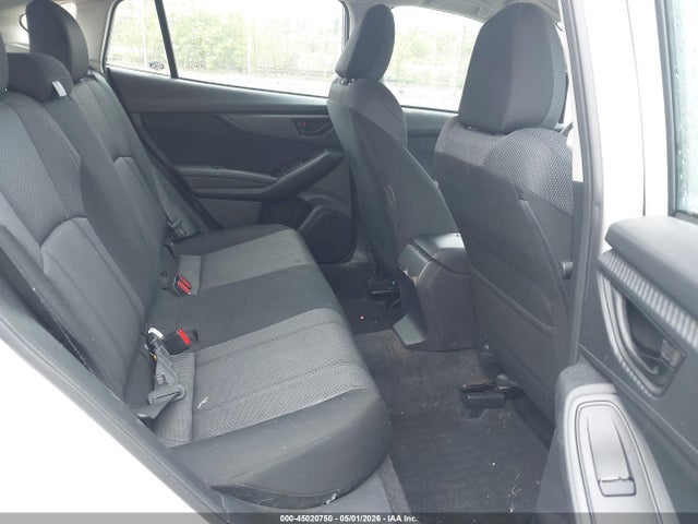 Subaru Impreza Base 5-door