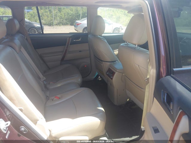 Toyota Highlander Limited V6