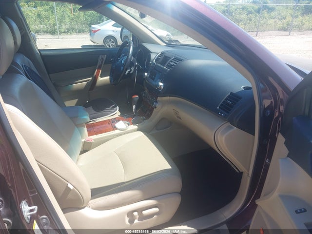 Toyota Highlander Limited V6