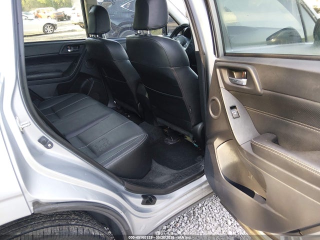 Subaru Forester 2.5i Touring