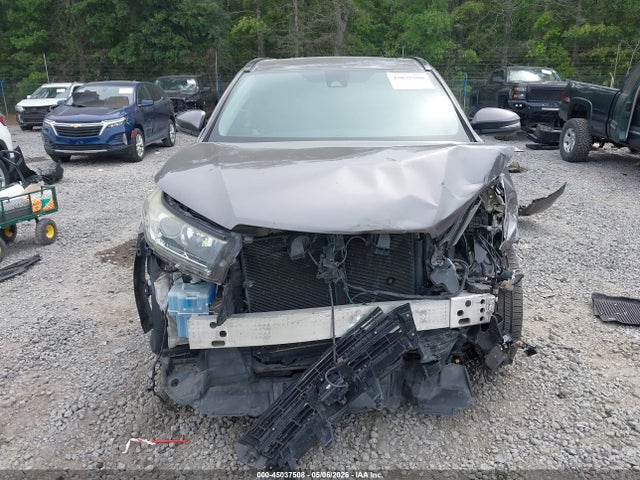 Toyota Highlander Se