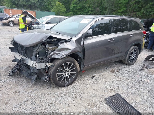 Toyota Highlander Se