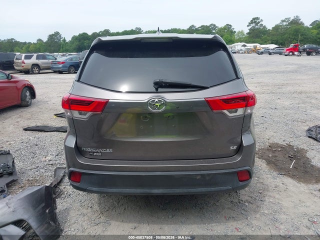 Toyota Highlander Se