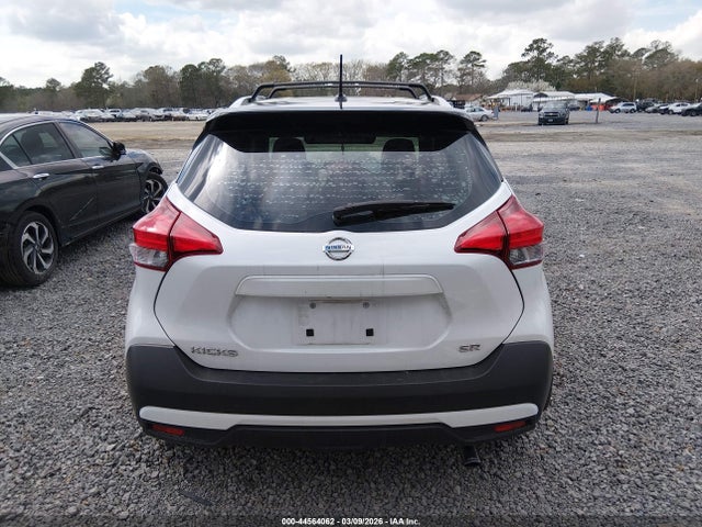 Nissan Kicks Sr