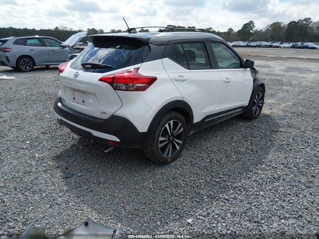 Nissan Kicks Sr