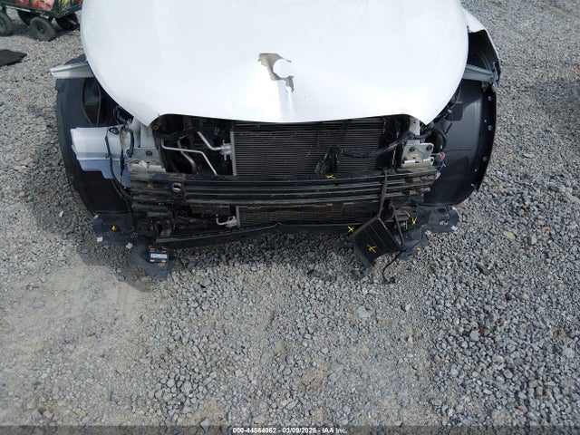 Nissan Kicks Sr