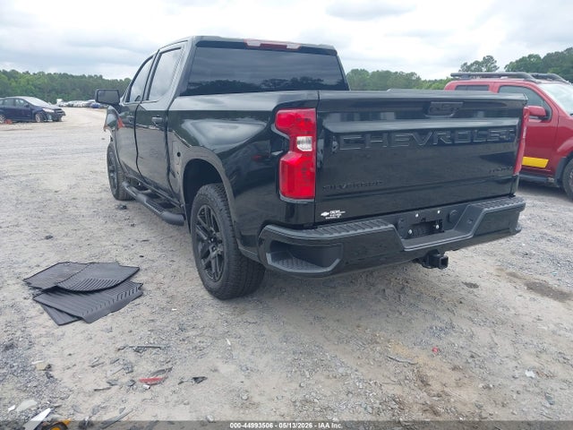 Chevrolet Silverado 1500 2wd  Short Bed Custom