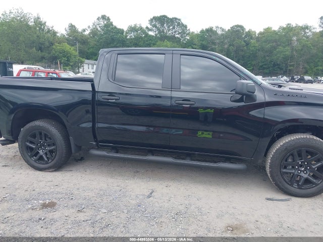 Chevrolet Silverado 1500 2wd  Short Bed Custom