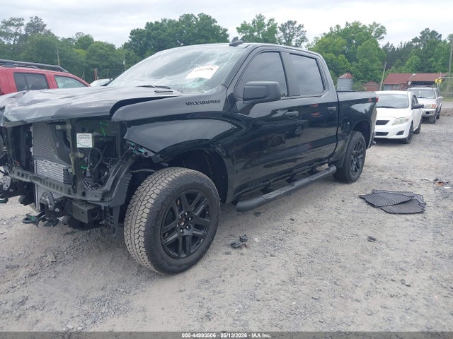 Chevrolet Silverado 1500 2wd  Short Bed Custom