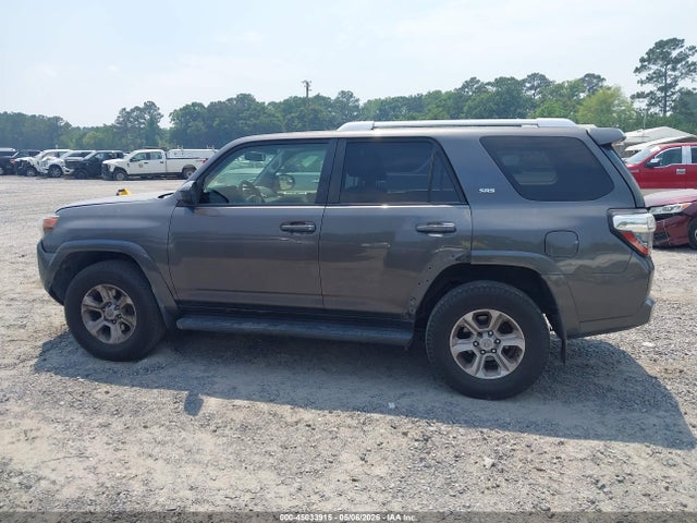 Toyota 4Runner Sr5