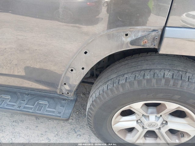 Toyota 4Runner Sr5